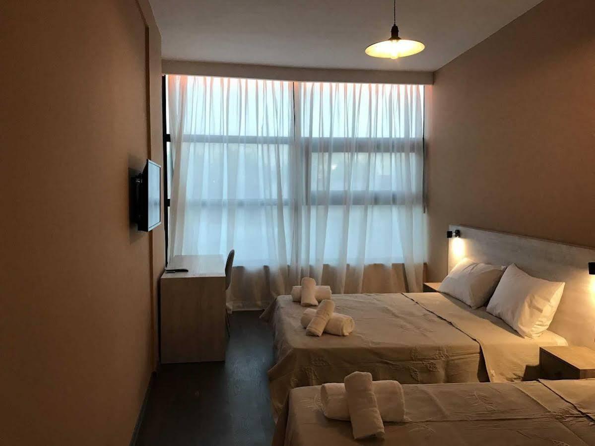 Arc Hotel Tirana Yzberishti Exterior foto
